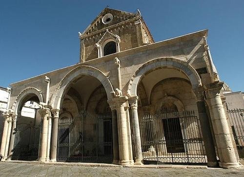 Cattedrale di San Pietro e martire (Sessa Aurunca) proposta da Angela Valletta